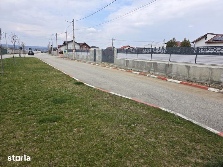 Teren de 2242 mp, în Central