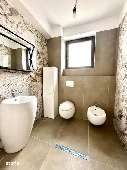Casă cu 6 camere cu Teren 783 Mp în Cornu