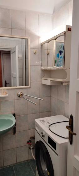 Apartament cu 3 camere decomandat în Bucureștii Noi
