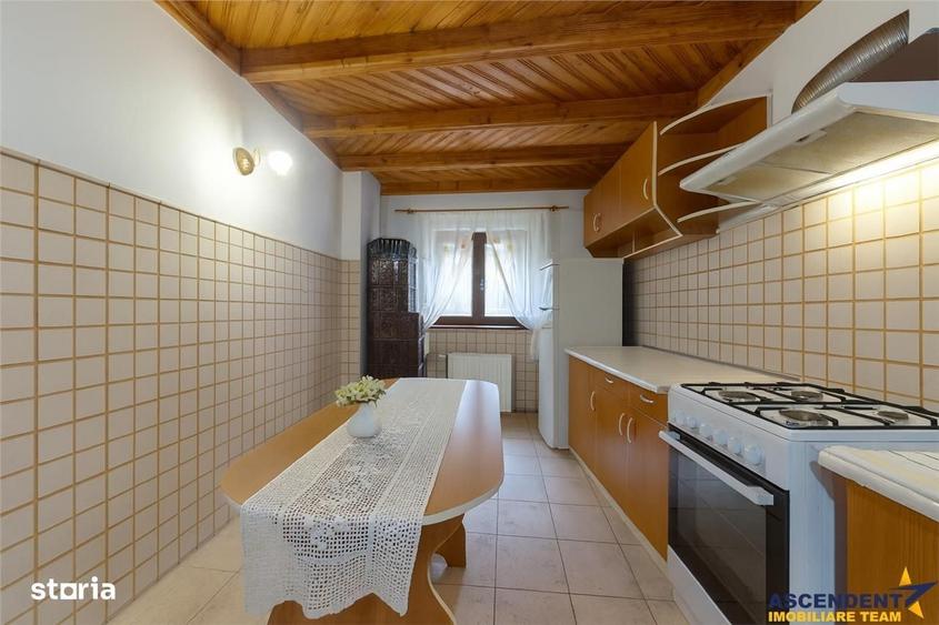 Casă cu 4 camere cu Teren 660 Mp în Rucăr