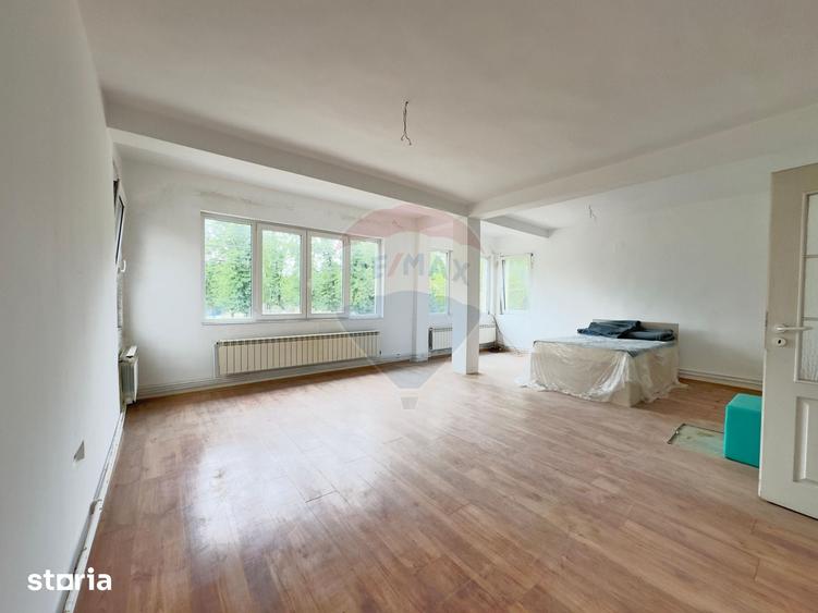 Casă cu 3 camere cu Teren 60 Mp în Central