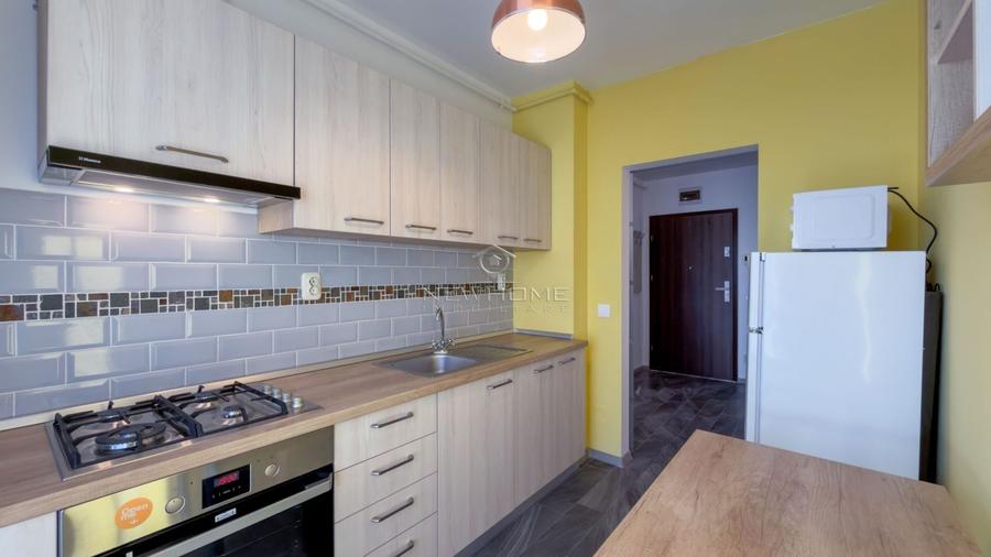 Apartament cu 2 camere semidecomandat, mobilat în Între Lacuri