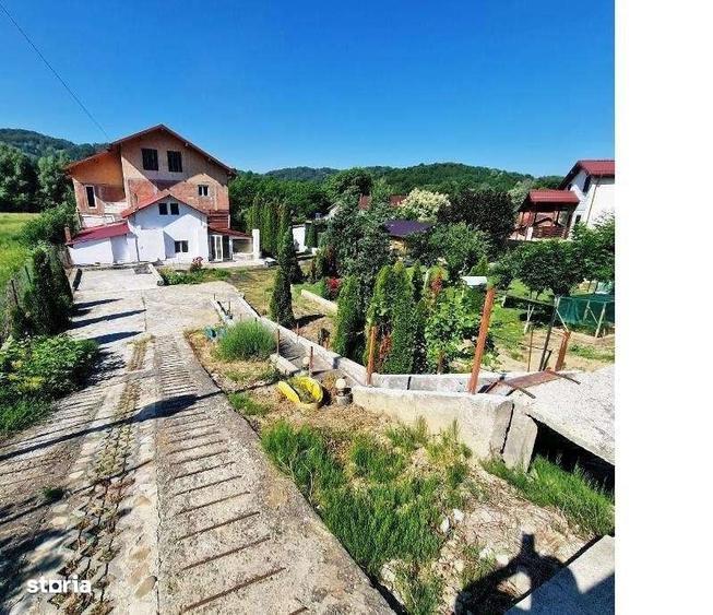 Casă cu 4 camere în Provița de Sus
