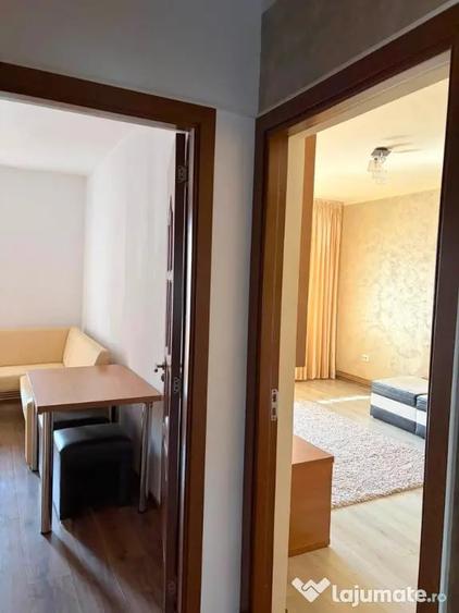 Apartament cu 3 camere decomandat în Metalurgie