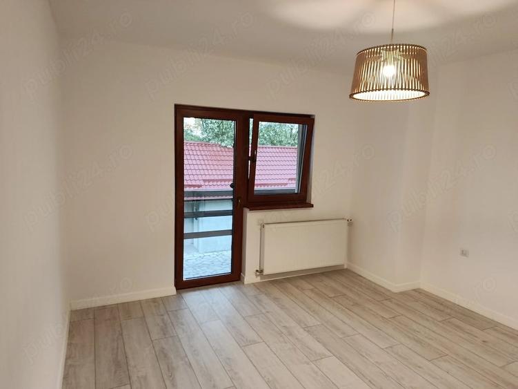 Casă cu 6 camere cu Teren 1934 Mp în Găneasa