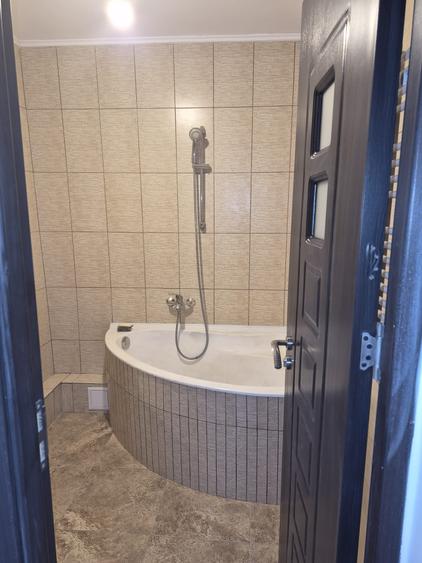 Apartament cu 3 camere decomandat în Brâncoveanu