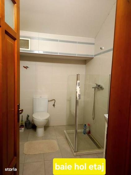Casă cu 4 camere cu Teren 1009 Mp în Mărăcineni