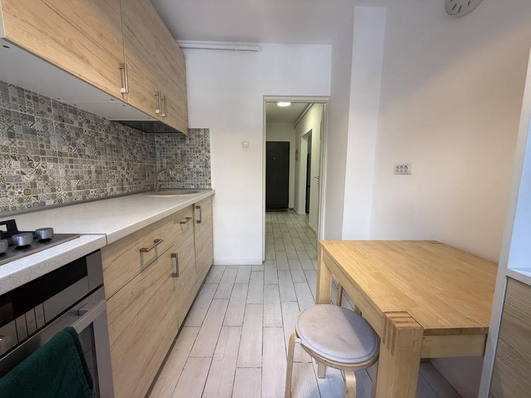 Apartament cu 2 camere decomandat, mobilat în Dristor
