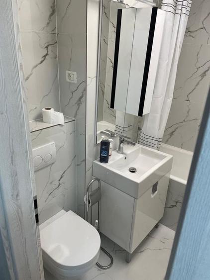 Inchiriez apartament zona Boul Rosu - 4