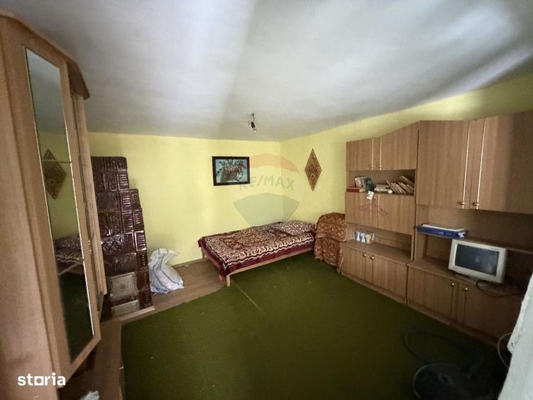 Casă cu 4 camere în Sârbi