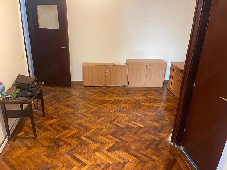 Garsonieră decomandată în Cișmigiu