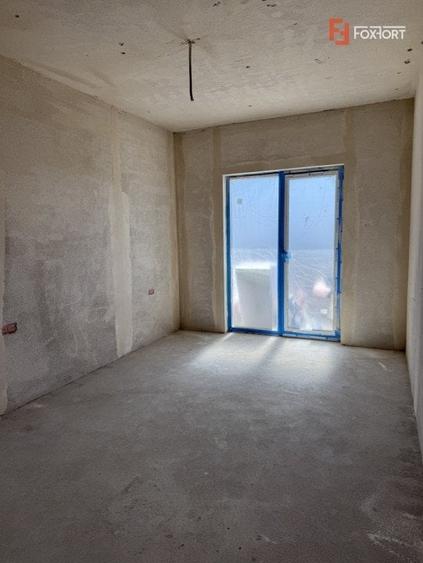Apartament cu 2 camere semidecomandat în Torontalului — fotografia 3