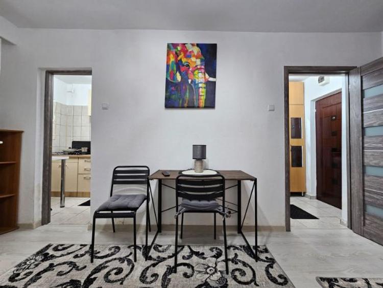 Apartament cu 1 camere semidecomandat în Zorilor