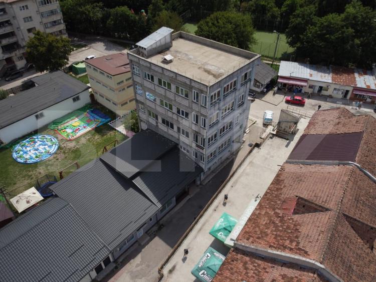 Spațiu comercial, de 1,080 mp, în Ultracentral