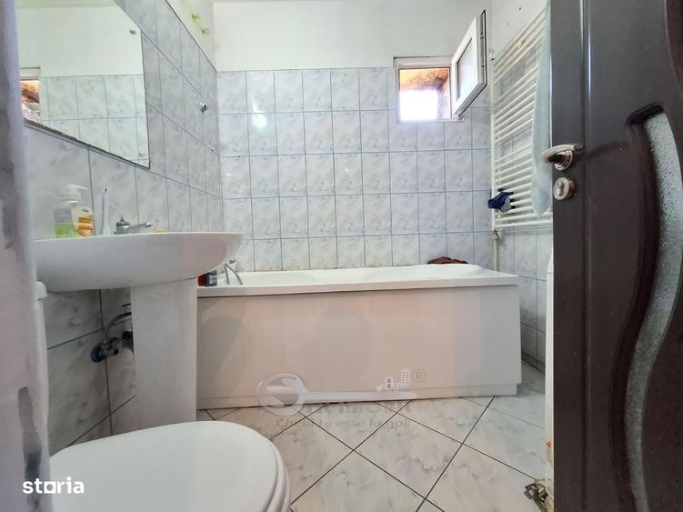 Nicolina 1, apartament 2 camere, decomandat, baie cu geam, 46 mp, se a - 3