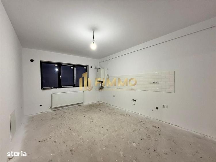 Apartament cu 3 camere decomandat în Ipotești