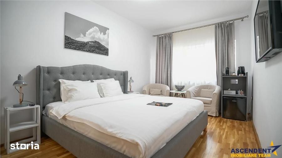 Casă cu 9 camere cu Teren 506 Mp în Centrul Istoric