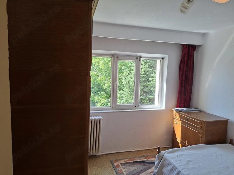 Apartament cu 2 camere decomandat în Trivale