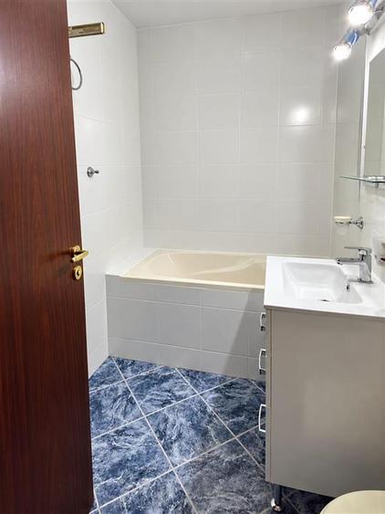 Apartament cu 4 camere decomandat, mobilat în Pantelimon