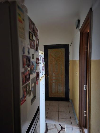 Apartament cu 2 camere semidecomandat în Steaua
