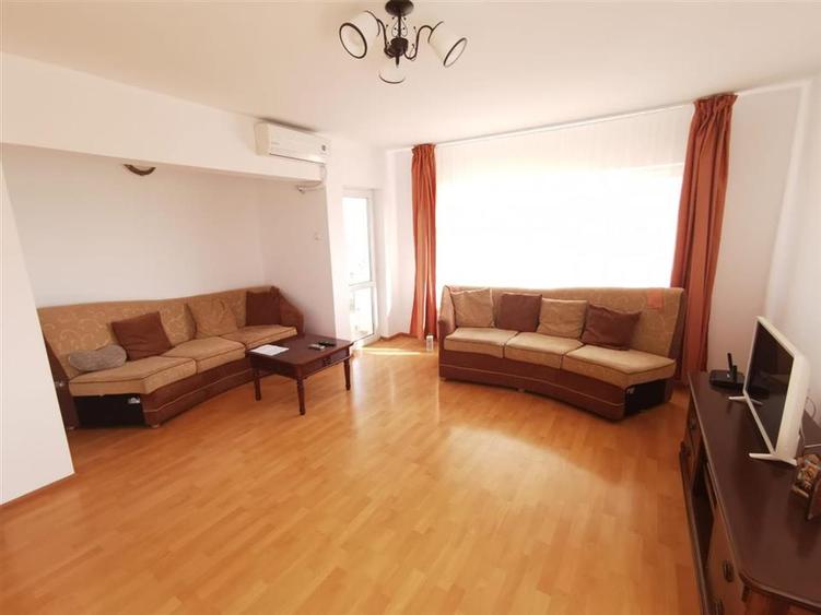 Apartament cu 2 camere decomandat, mobilat în Canta