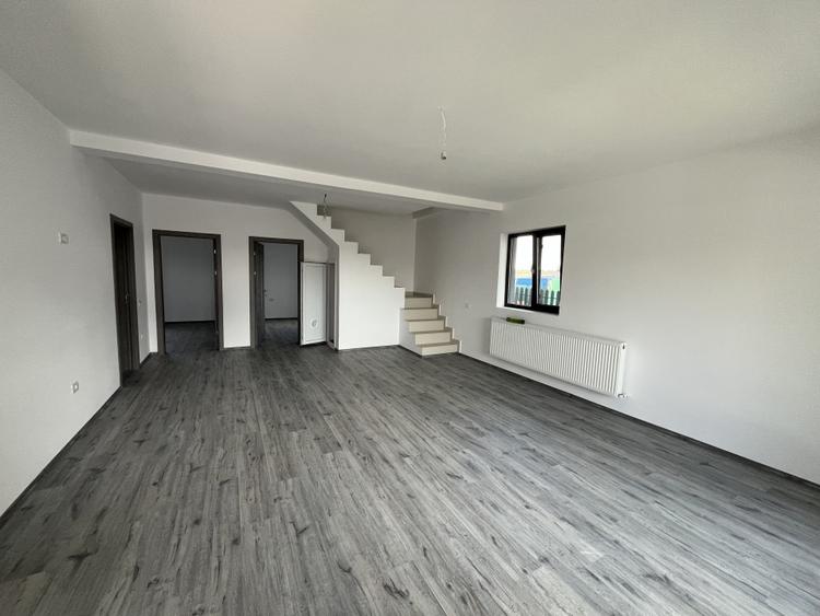 Exclusivitate! Vila P+M, 5 camere, Valu lui Traian! - 3