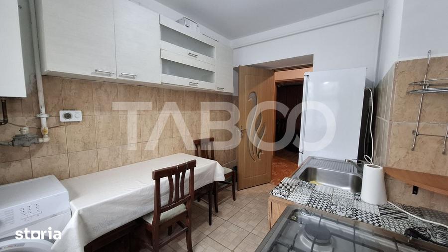 Apartament cu 2 camere decomandat în Vasile Aaron