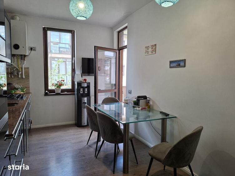 Apartament cu 3 camere în Dobroești