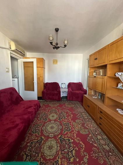 Apartament cu 2 camere semidecomandat, mobilat în Obor
