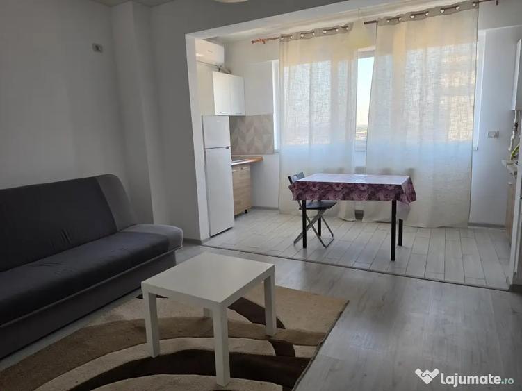 Garsonieră decomandată în Uverturii