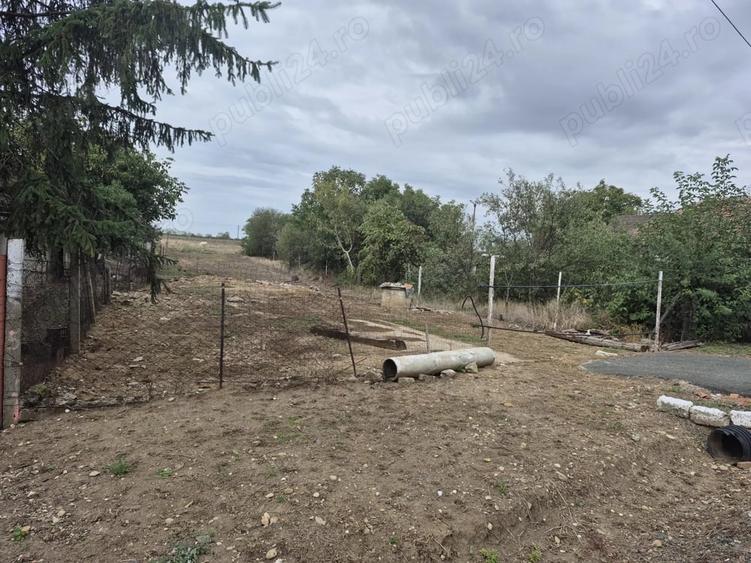 Teren de 719 mp, în Ghioroc