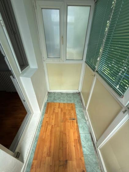 Apartament cu 2 camere semidecomandat, mobilat în Republicii