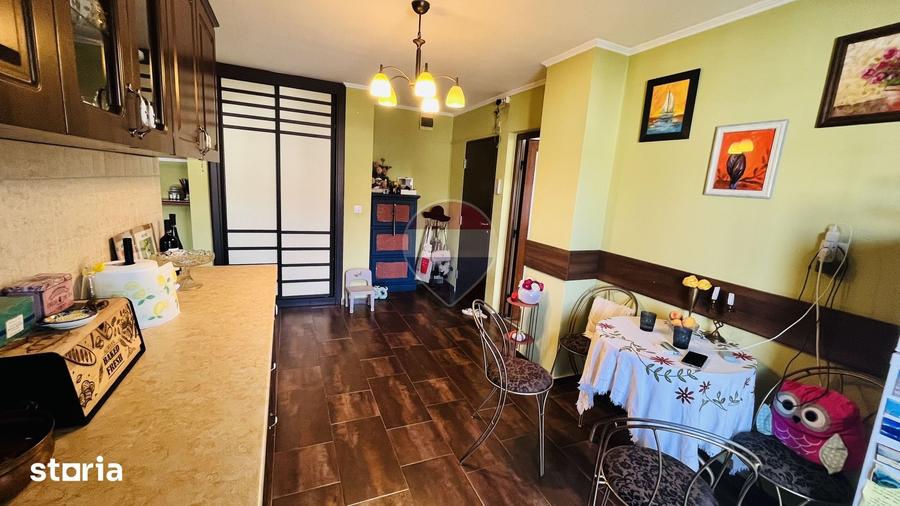 Apartament cu 3 camere în Dragoș Vodă