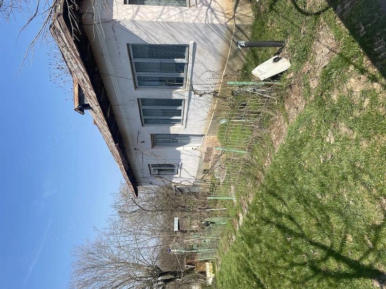 Vand casa cu teren - 2