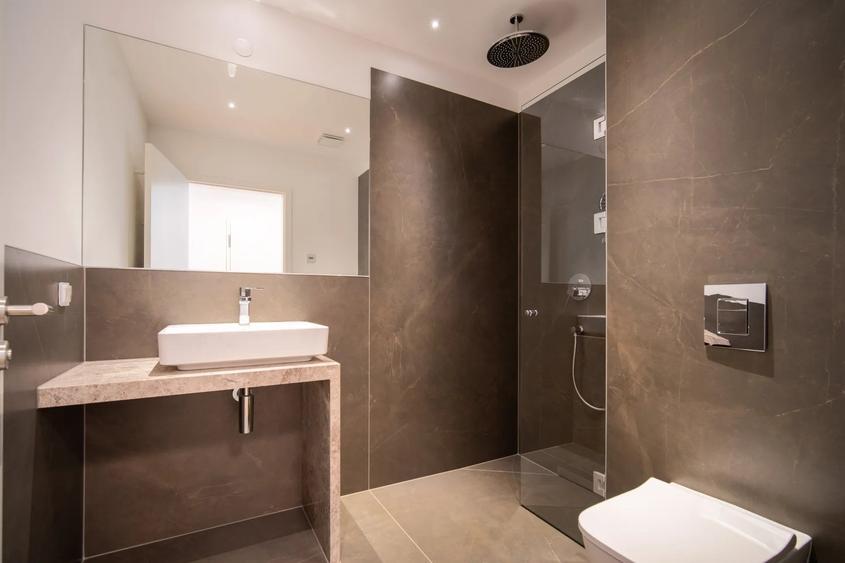 Penthouse cu 4 camere decomandat în Pipera