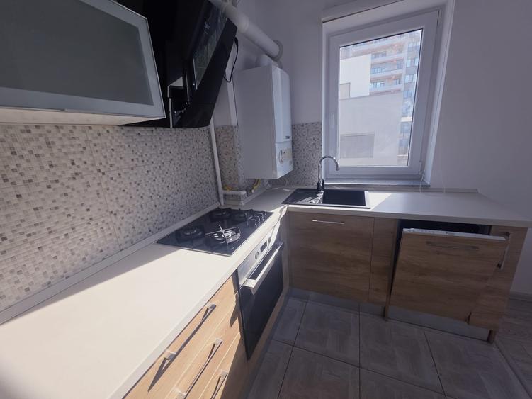 Vand apartament 2 camere open space zona Tractorul langa Isaran - 6