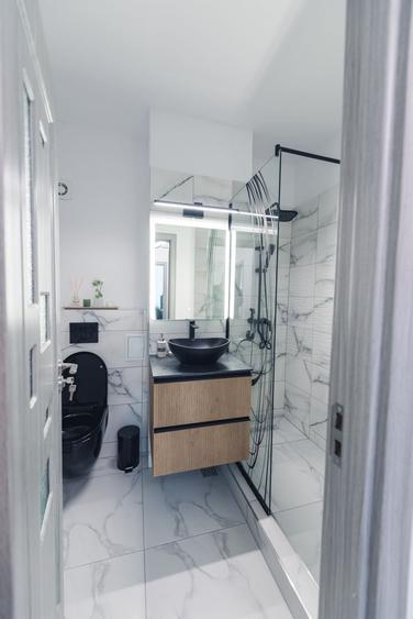 Apartament cu 2 camere decomandat în Drumul Carului