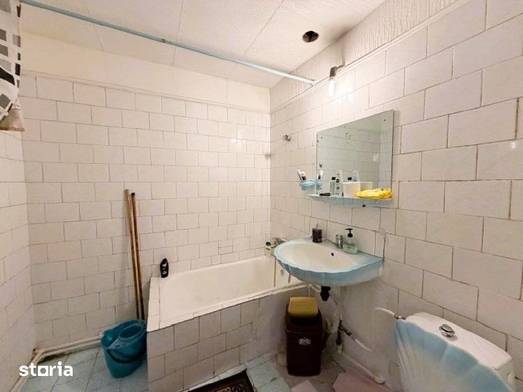 Apartament cu 3 camere decomandat în Tineretului