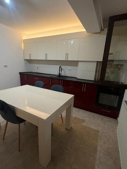 Apartament cu 2 camere decomandat în Valea Adâncă