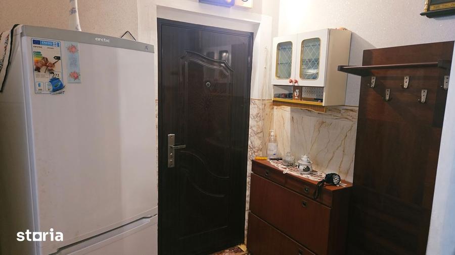 Apartament pe Traian Vuia la Etajul 2 - 12