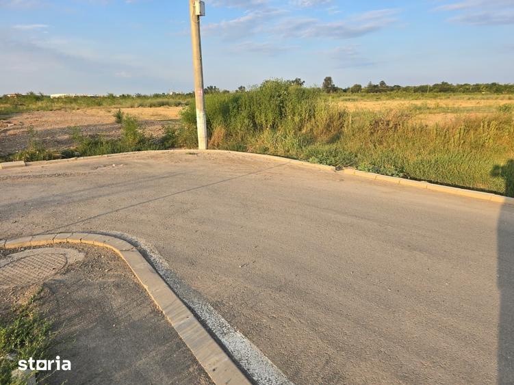 Loturi teren 400 mp, toate utilitatile , asfalt, iluminat - 8