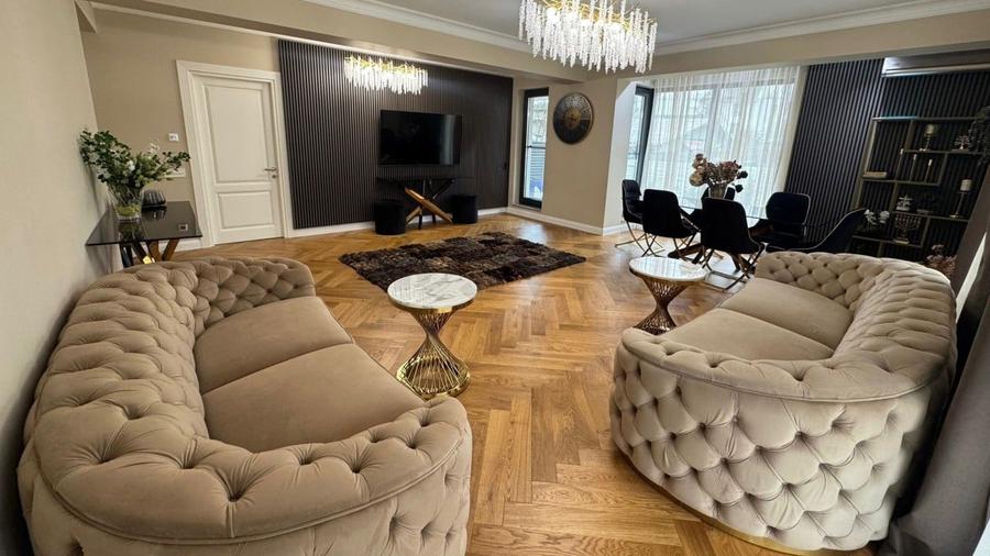 Apartament cu 3 camere decomandat, mobilat în Aviației