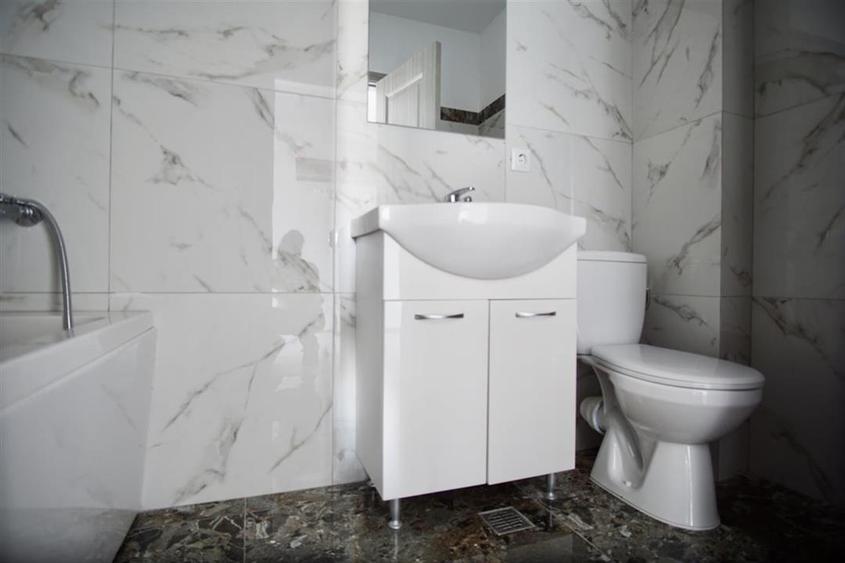 Apartament cu 2 camere decomandat în Tătărași