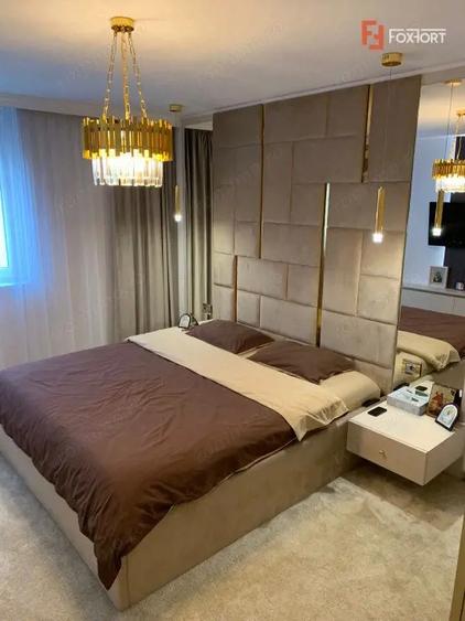 Casă cu 5 camere cu Teren 310 Mp în Mehala