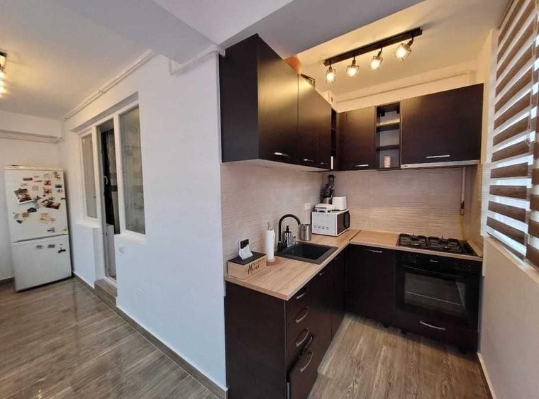 Apartament cu 3 camere decomandat în Militari