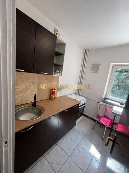 Garsoniera de inchiriat | 13 Septembrie | Parcare | Utilat | Mobilat - 4