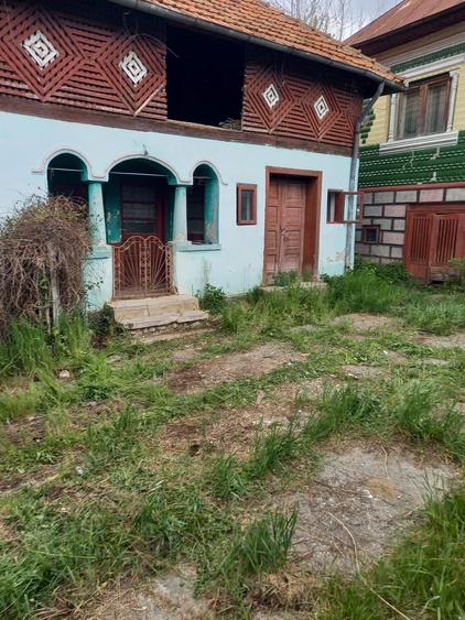 Casă cu 4 camere în Central