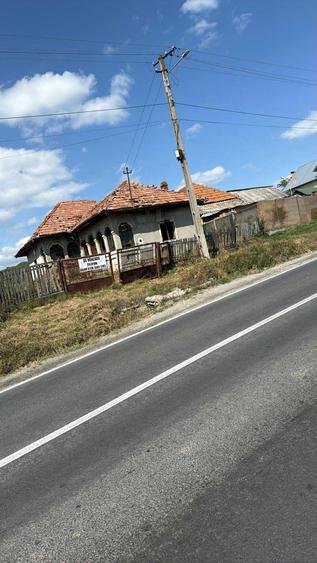Casă cu 4 camere în Tigveni