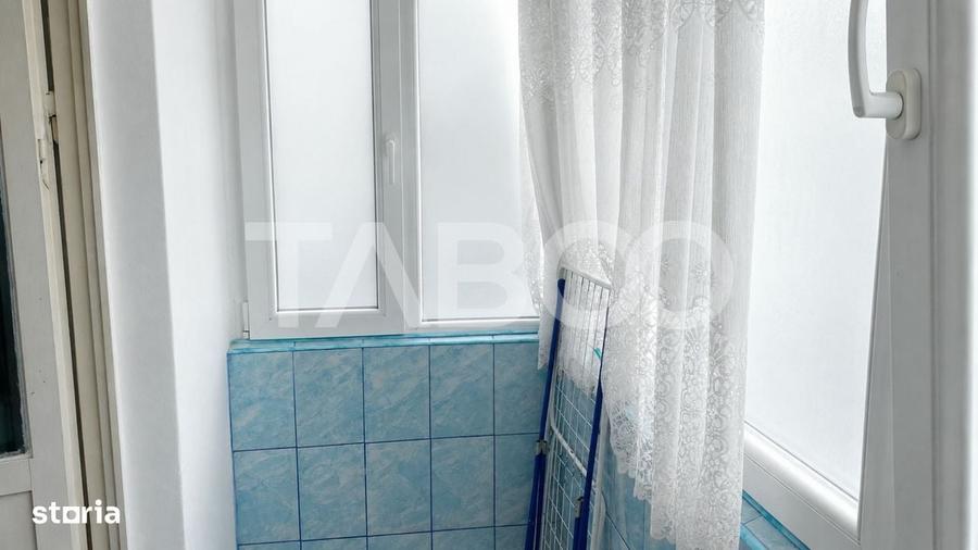 Apartament cu 2 camere decomandat în Valea Aurie