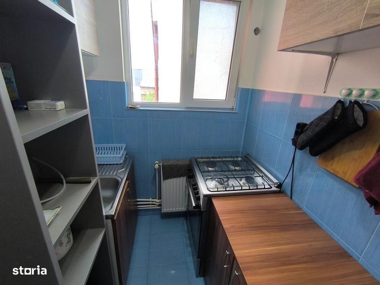 CENTRU - Casa solida cu etaj ,la pret de apartament ! - 15
